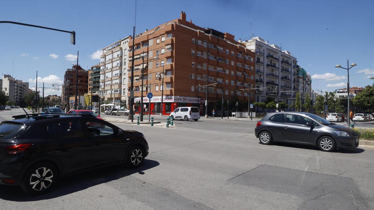 Imagen de la ciudad de València con los semáforos apagados.