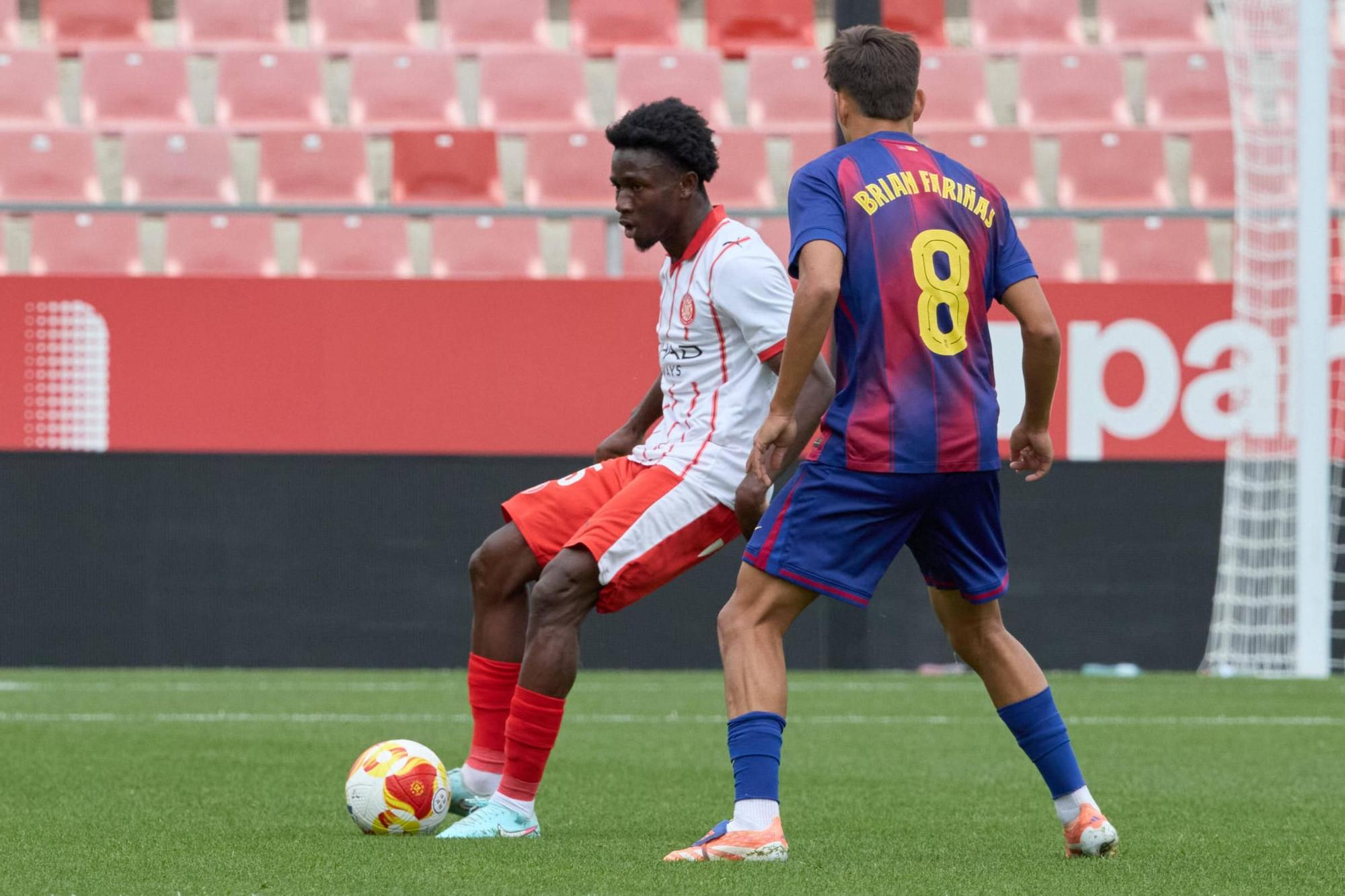 Les fotos del Girona B i Barça Atlètic