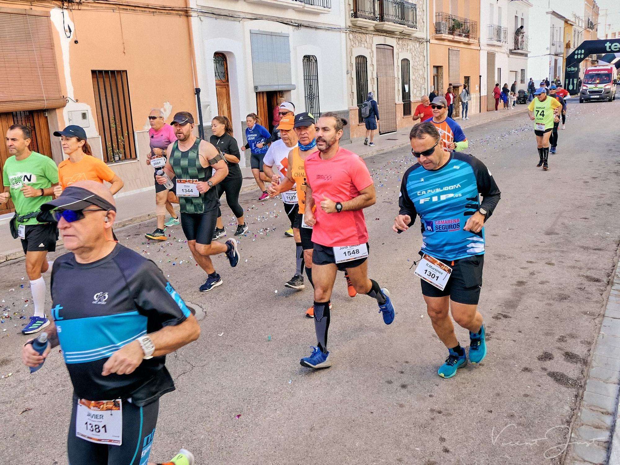 Búscate en la XI Cursa Solidària de Beniarjó