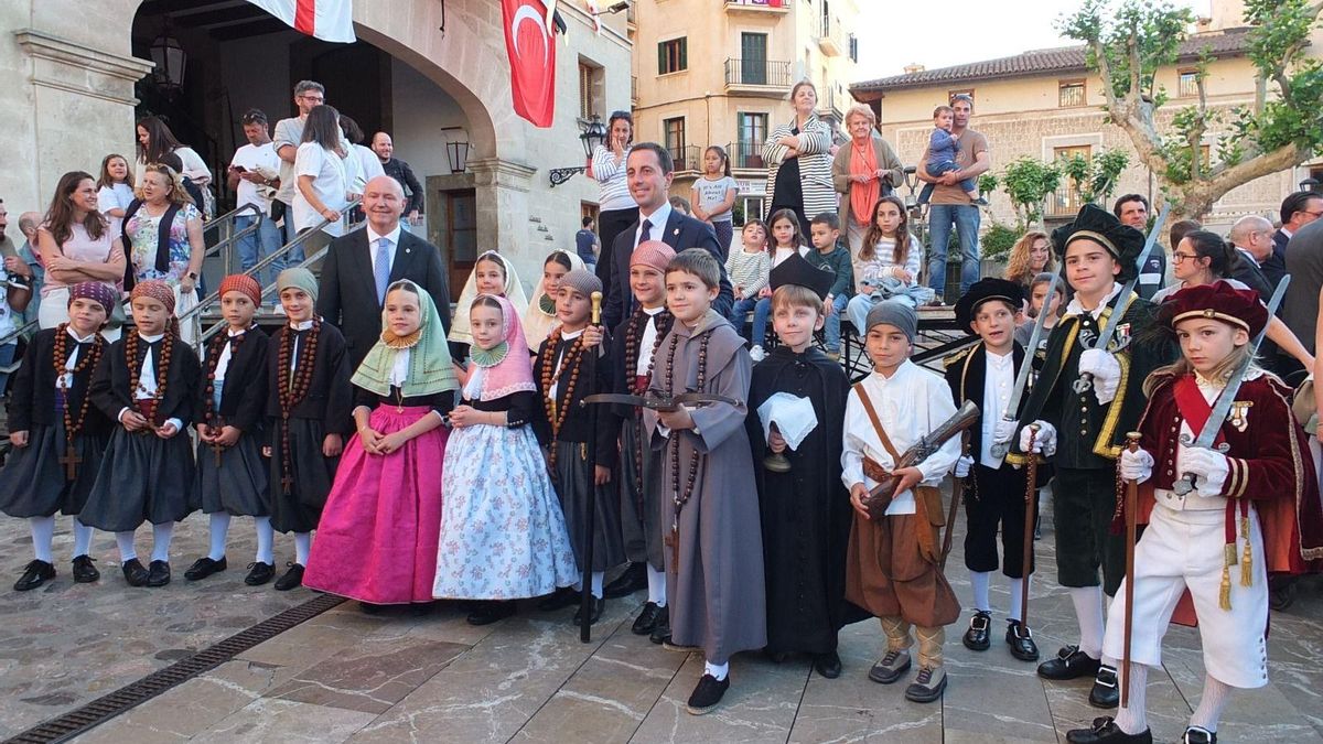 Personajes infantiles en el Firó 2024.