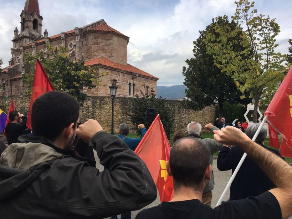 Homenaje a Aida Lafuente y los revolucionarios de Octubre en Oviedo