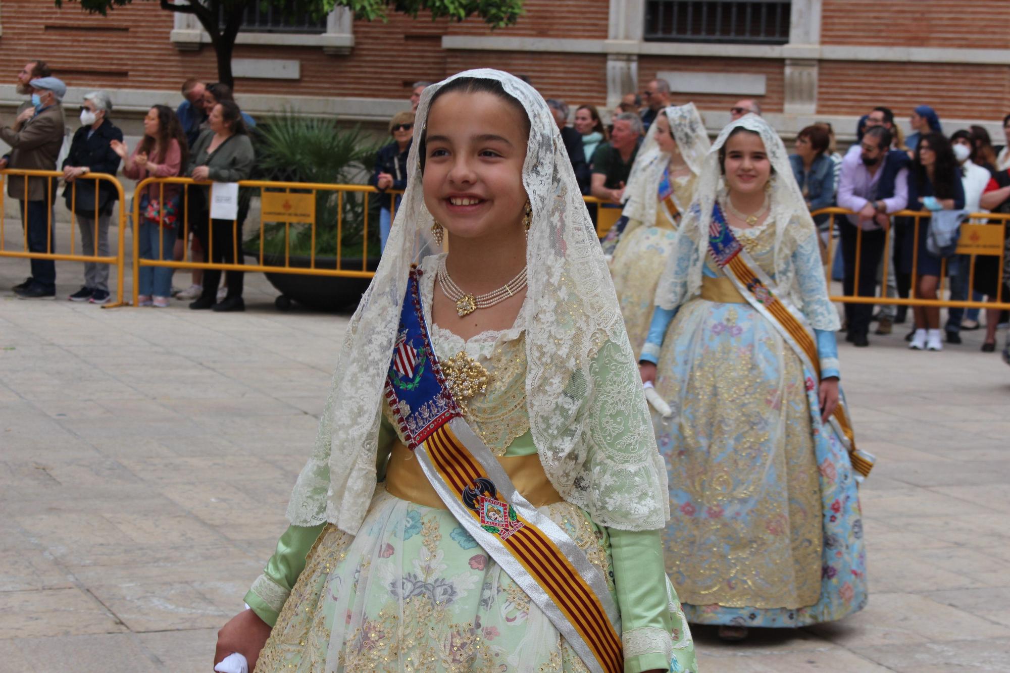 La fuerza de las Fallas en la Procesión de la Virgen (y IV, la comitiva oficial)