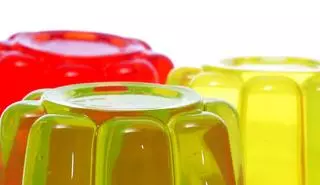 Cinco alimentos que te plantearías comer si supieras cómo se hacen