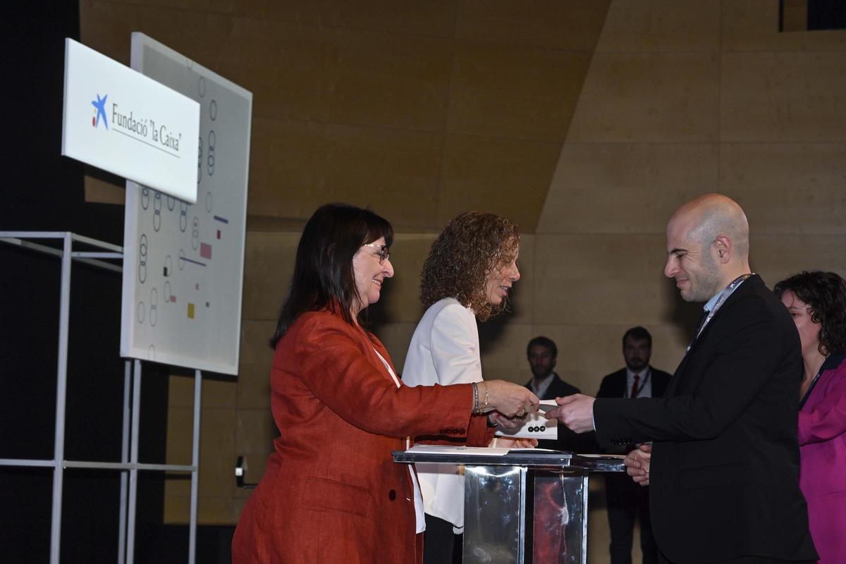 Adrián Cárdenas, quien recibe una beca Junior Leader para realizar un posdoctorado en Biología Celular en el Instituto de Neurociencias de Alicante