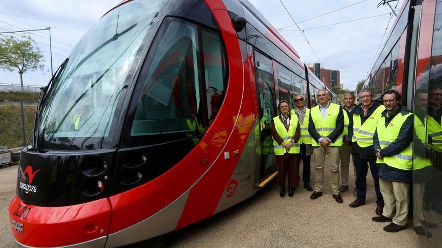 Los dos nuevos tranvías de Zaragoza circularán en pruebas las próximas cuatro semanas