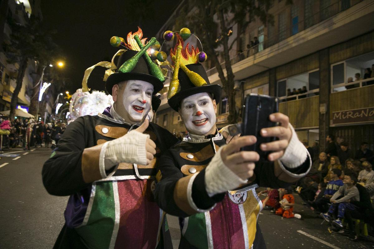 Imagen de archivo de la Cabalgata Anunciadora del Carnaval de Santa Cruz.