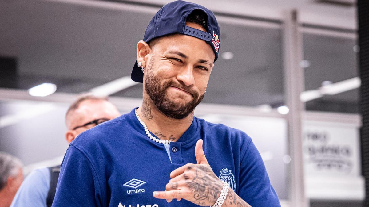 Neymar Jr. antes de disputar el clásico Corinthians-Santos