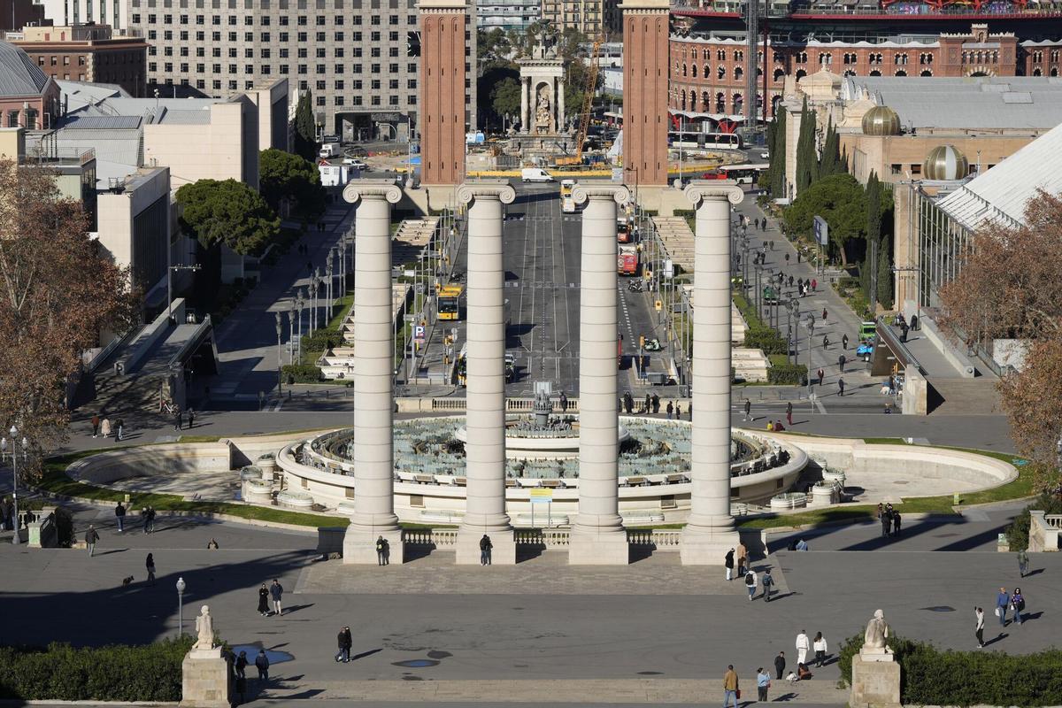 Apagada total a la Font de Montjuïc de Barcelona: es queda sense aigua, llum i música durant uns dies