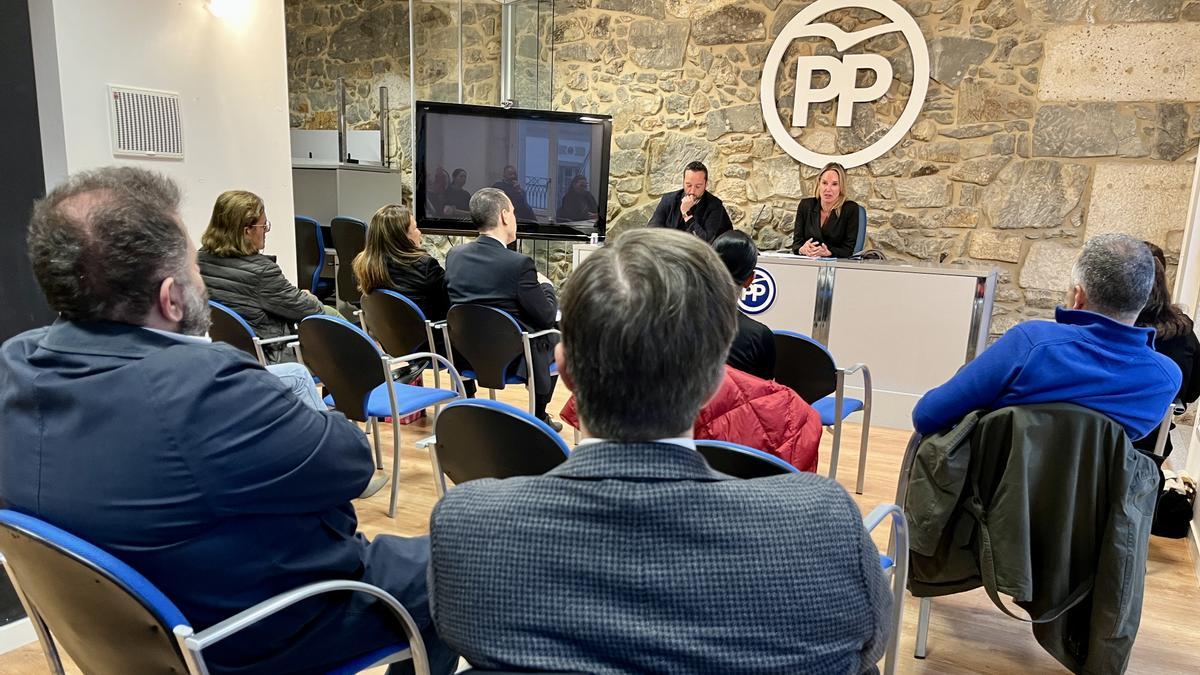 Fernández-Tapias, hoy, en la ejecutiva local del PP de Vigo.