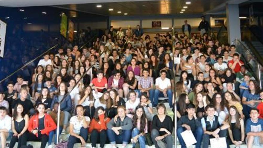 Foto de grup de tots els participants en la proposta.