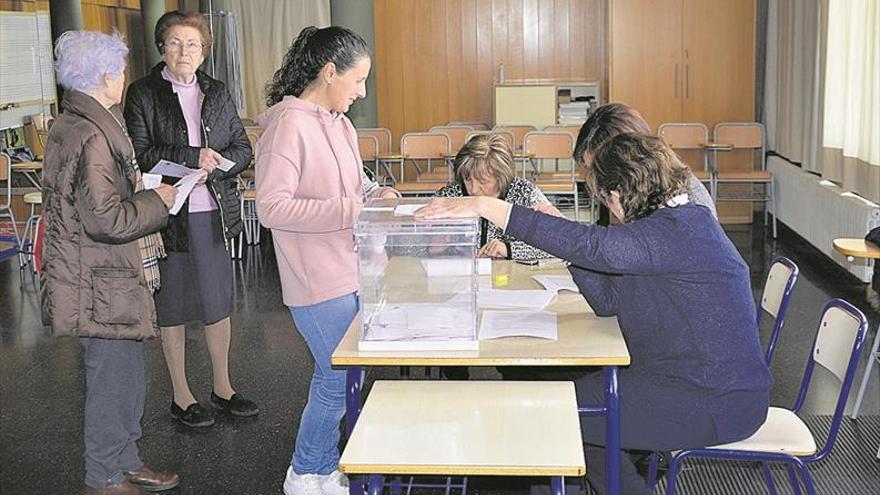 El Gobierno tacha de «electoralista» el referendo del vertedero de Onda
