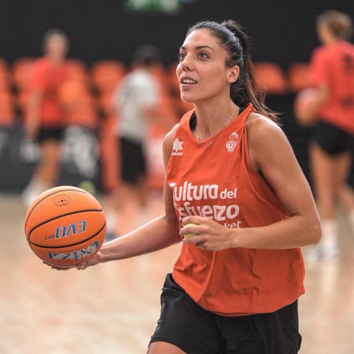Cristina Ouviña reaparecerá la próxima temporada