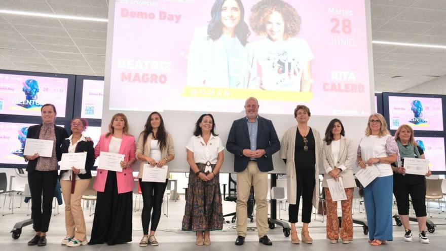 Some thirty women participate in the island program ‘WomenIn’