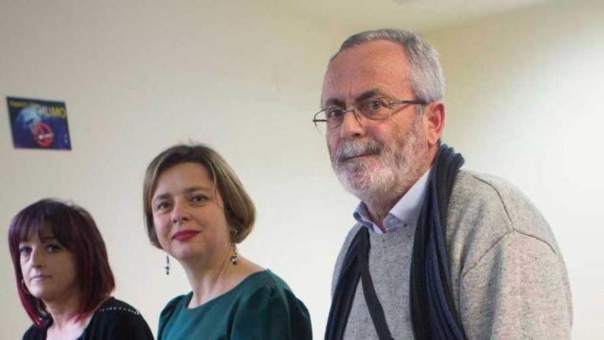 Belén González, Taboada y Antonio Abúlez, ayer, en Ventanielles.