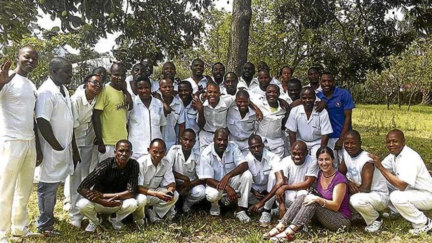 Los nuevos graduados en fisioterapia de Mozambique.