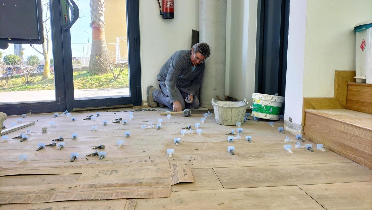 Sustitución de la solería en la panta baja del Museo del Jamón