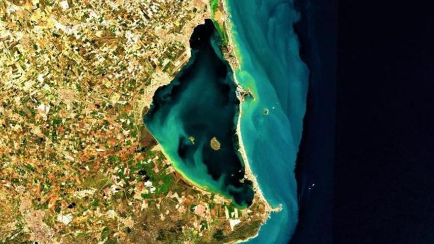 Una década del Mar Menor vista desde satélite: zonas críticas y cambios desde 2015 hasta una aparente estabilización