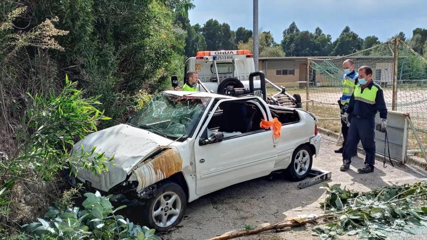 Accidente mortal en Vigo al caer un coche por un desnivel