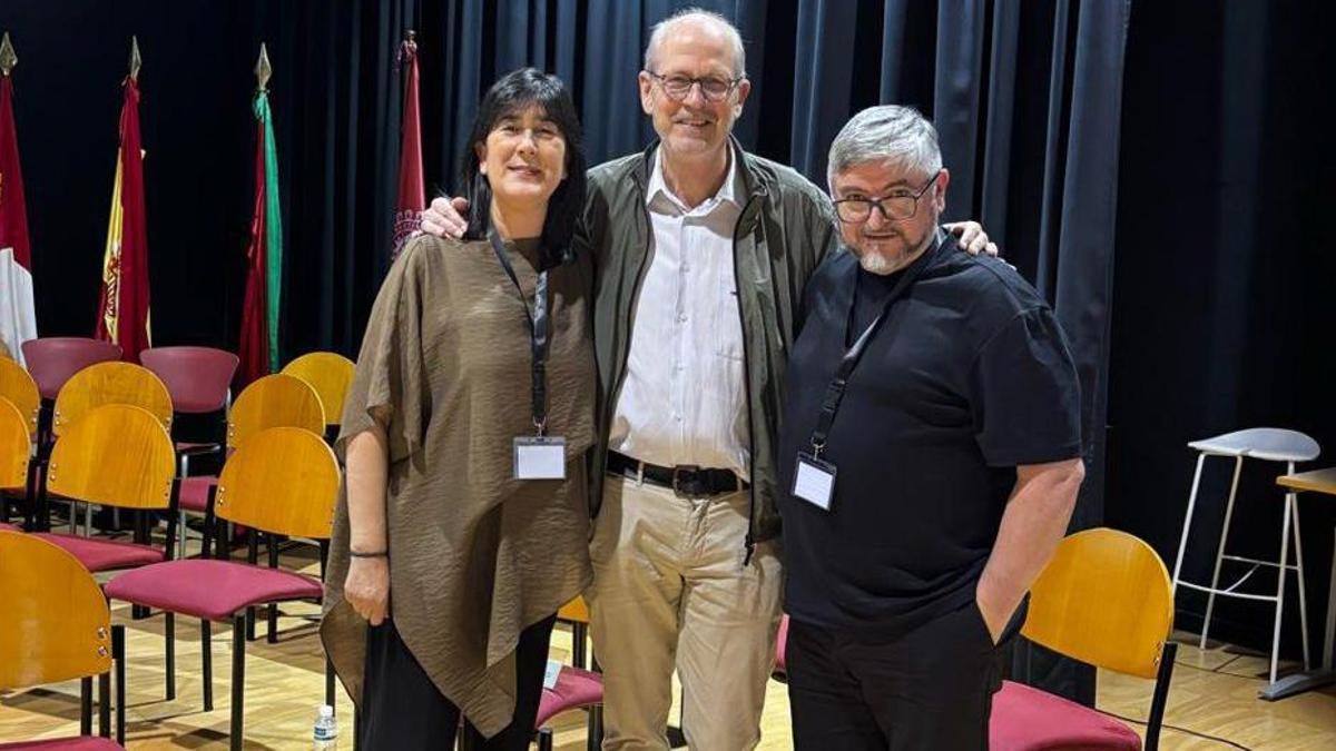 Ferradás y Blanco con René Keet (centro), de la comisión europea .