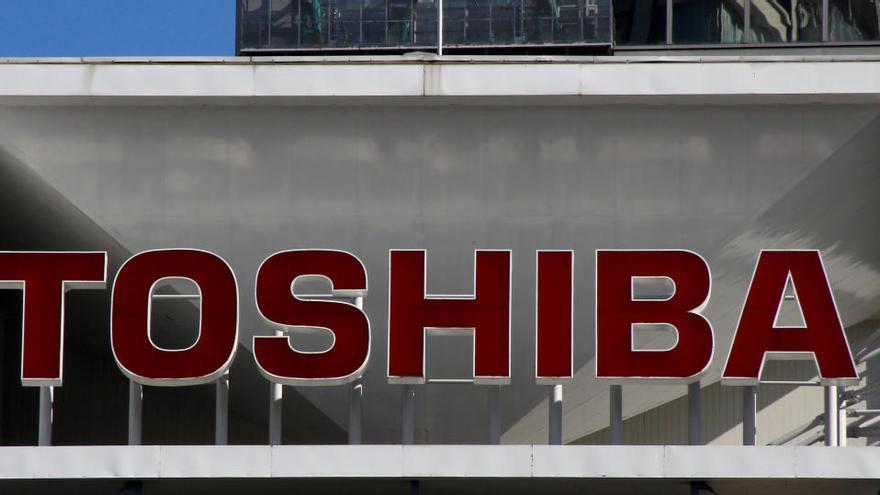 Logo de Toshiba a la seu de Tòquio