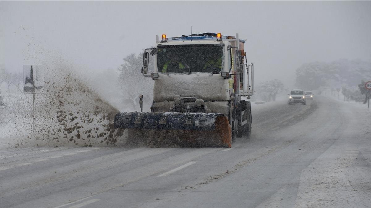 Nevada en la N-420 en Gandesa (Terra Alta)