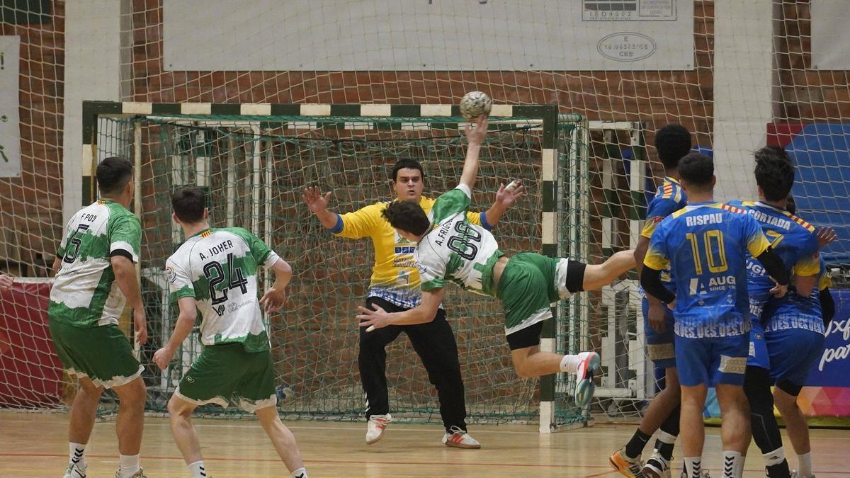 Bordils Derby: Goalkeepers Shine in 27-24 Win