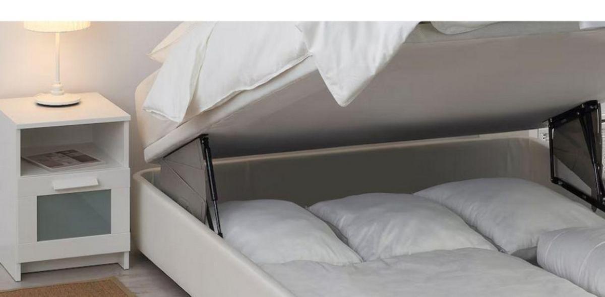 Canapé KVITSÖY, a la venta en Ikea.