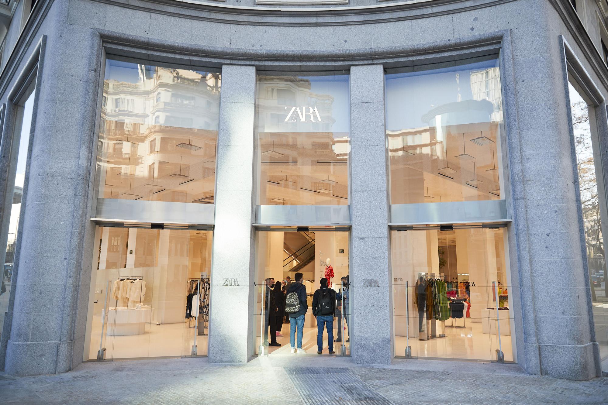 El modelo más avanzado de Zara se instala en la plaza de España de Madrid -  La Opinión de A Coruña