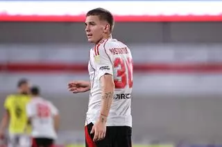 Mastantuono, la joya del 'Semillero' de River que gusta en el Barça