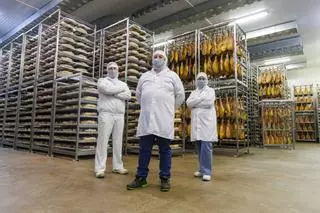 Esta reconocida empresa familiar ha decidido producir jamón 50% Duroc: ¿qué es y por qué han decidido el cambio?