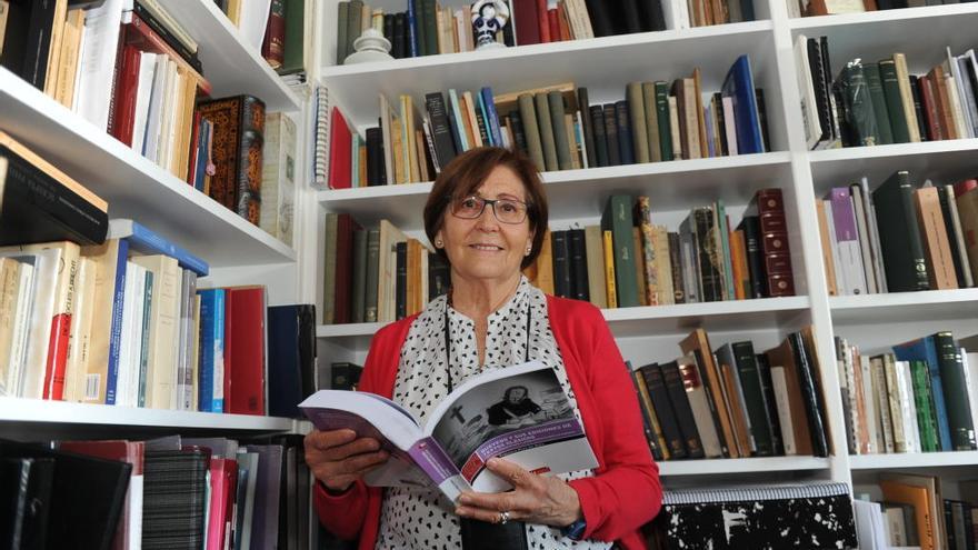 Francisca Moya: &quot;El trato con el resto de catedráticos siempre fue de igual a igual&quot;