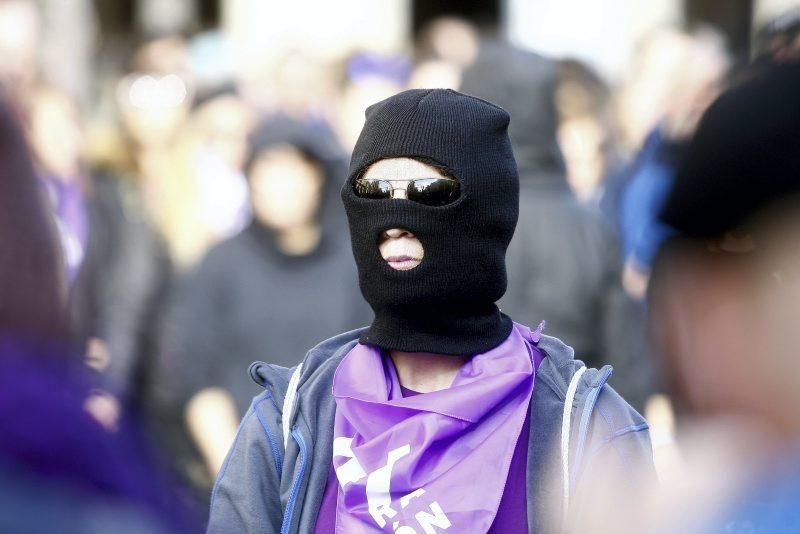 Manifestación contra la violencia machista en Zaragoza