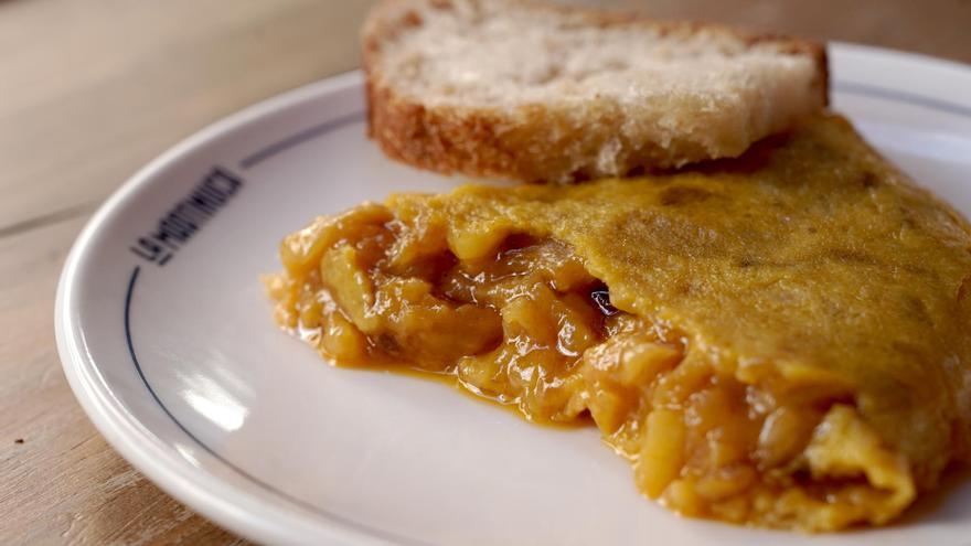 Una mallorquina desata un debate nacional con un vídeo viral sobre la tortilla de patata