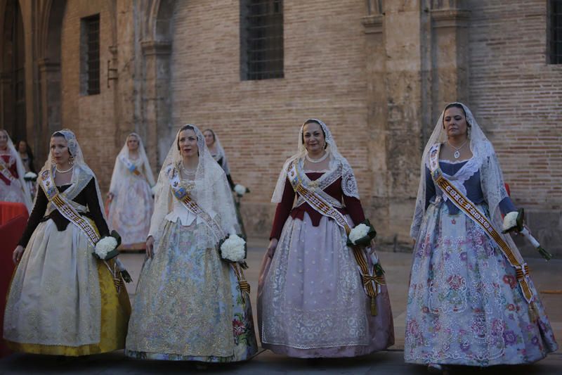 Comisiones falleras que han desfilado hasta las 18:00 horas.