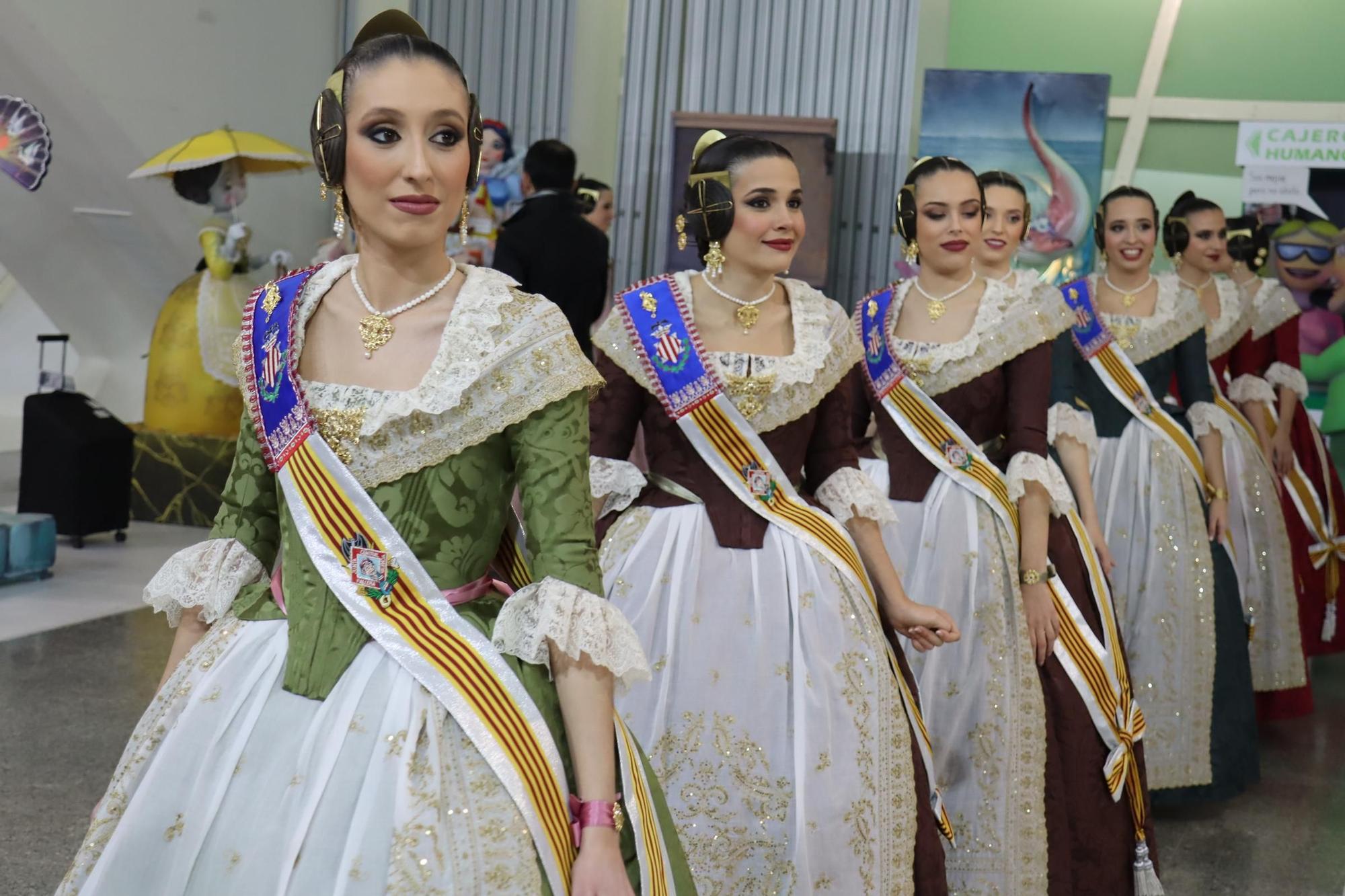 La "passejà" de la corte en la Exposición del Ninot