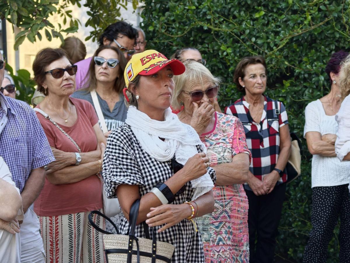 Concentración en apoyo a Ceuta en Cangas