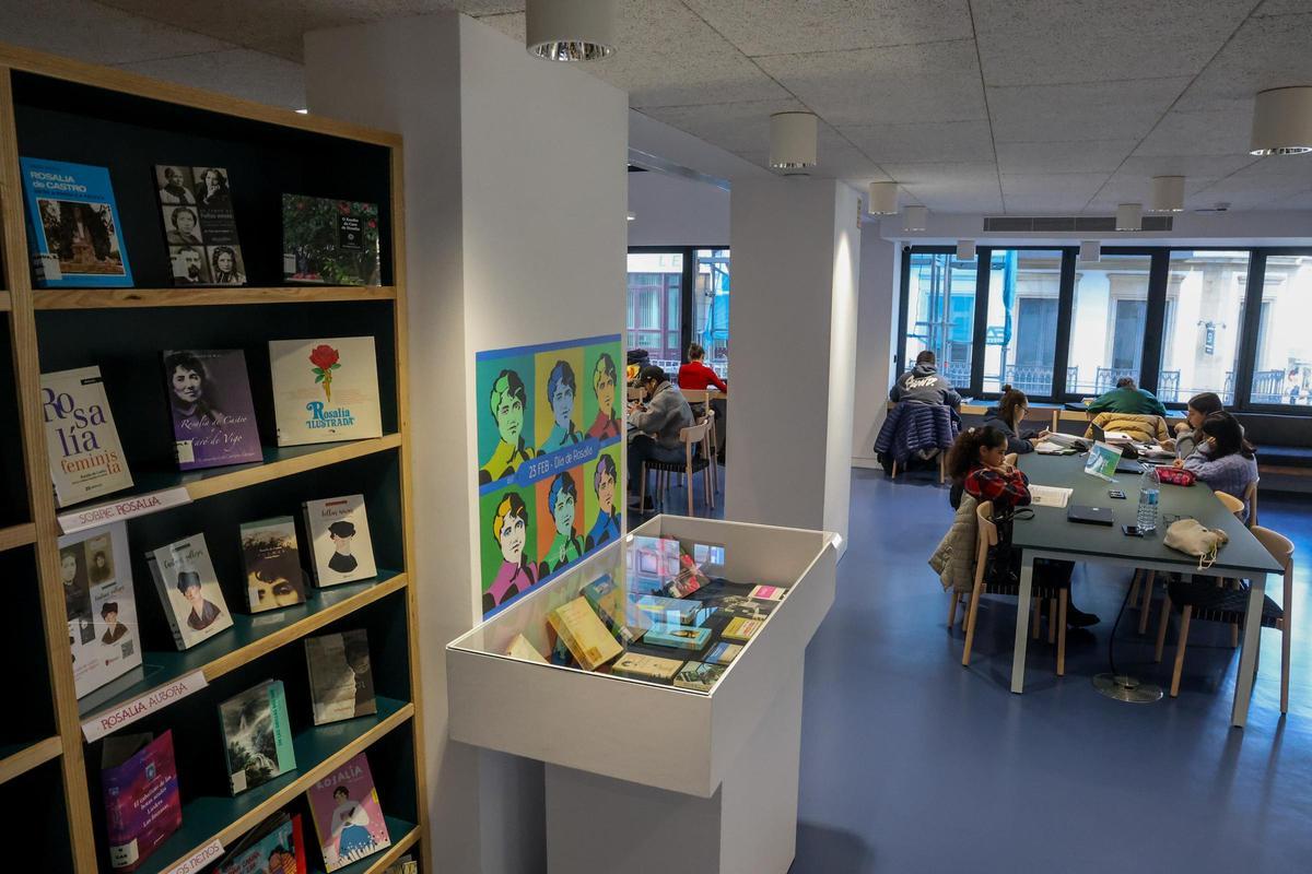 Interior de la biblioteca de Vilagarcía.