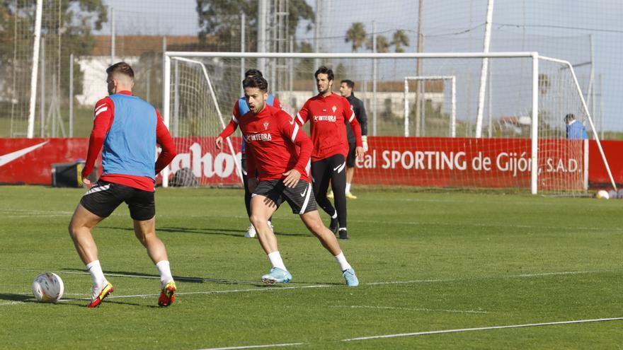 Jony completa el entrenamiento del Sporting y apunta a estar ante la Ponferradina