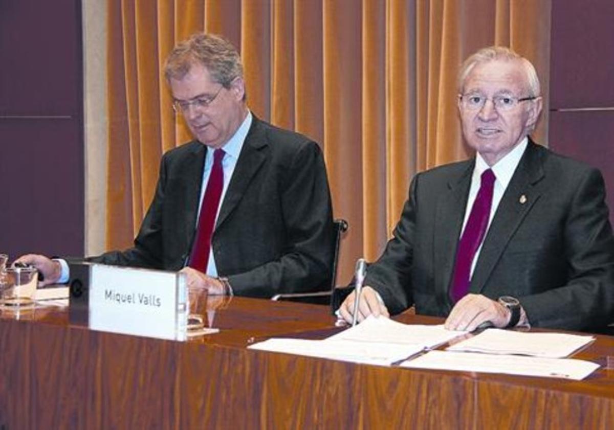 El responsable d’estudis de la Cambra, Joan Ramon Rovira, al costat del president, Miquel Valls, ahir. El responsable d’estudis de la Cambra, Joan Ramon Rovira, al costat del president, Miquel Valls, ahir.