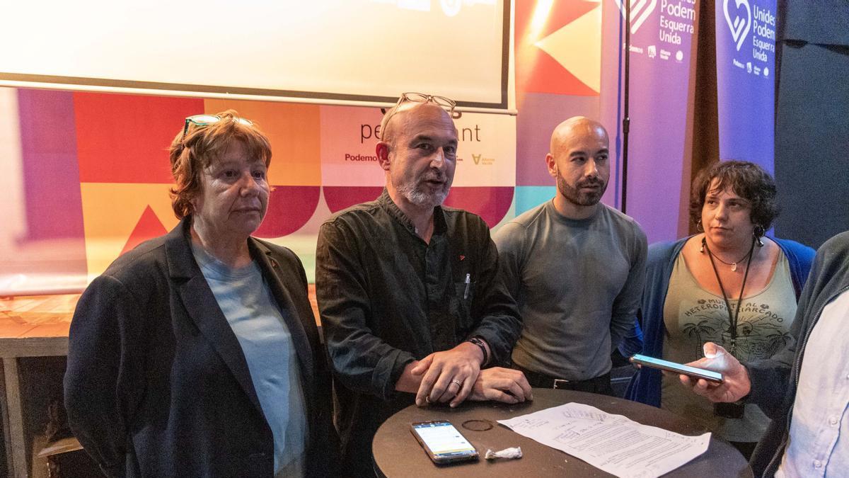 Lucía Ibáñez, Manolo Copé, Xavi López y Vanessa Romero, durante la noche electoral.