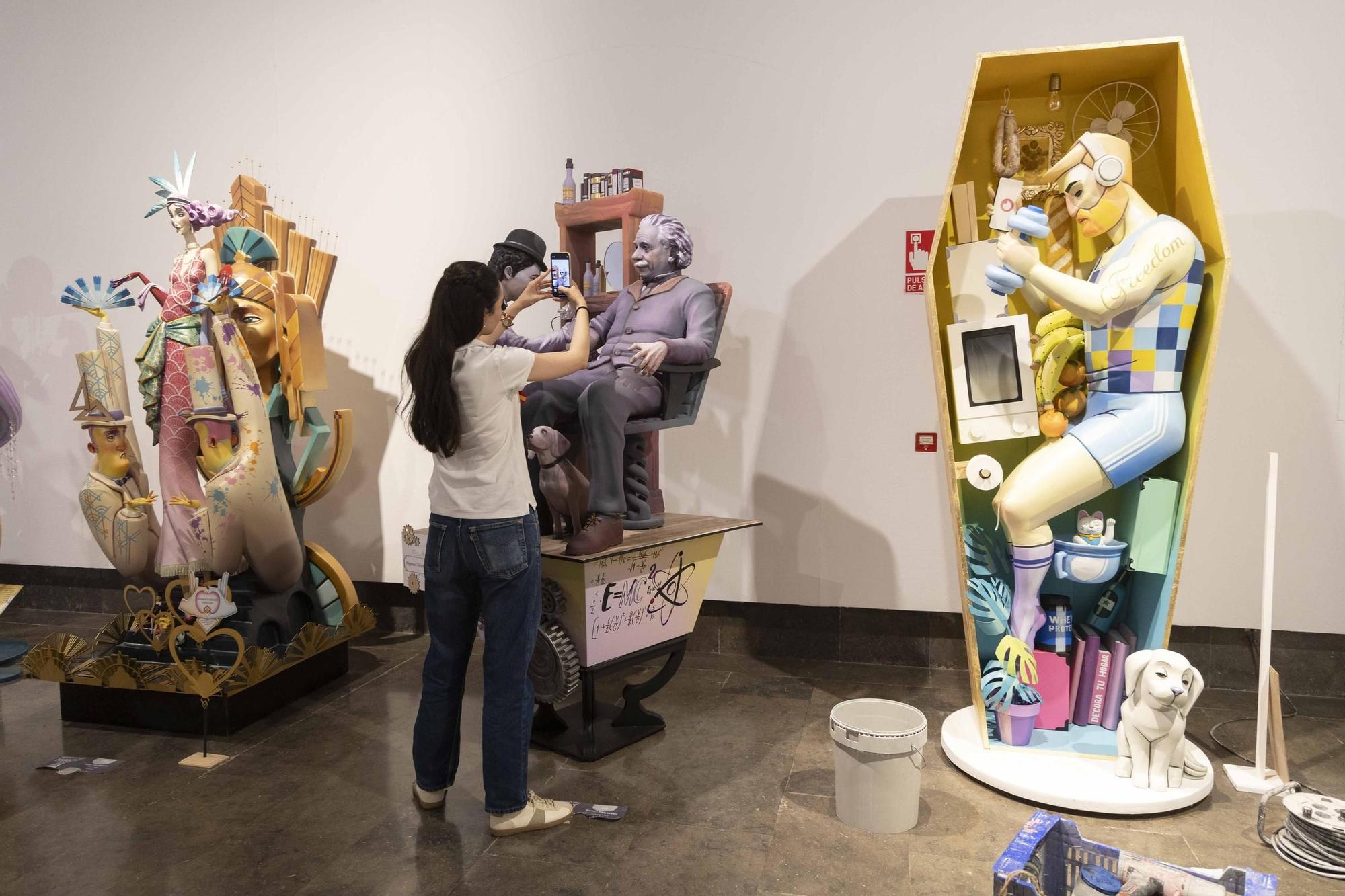 La exposición del Ninot, un homenaje a Pedro Luis Sirvent
