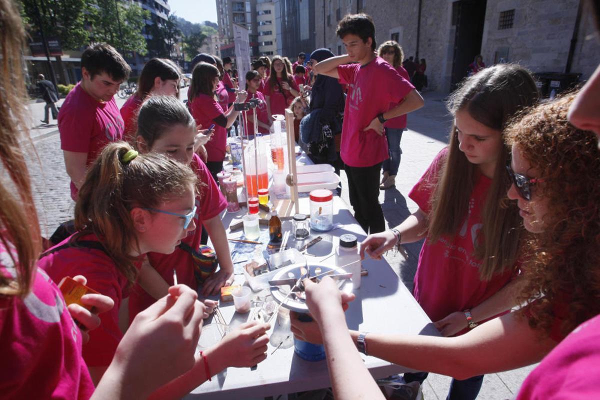 Fira "Ciència entre tots" a Girona Fira "Ciència entre tots" a Girona
