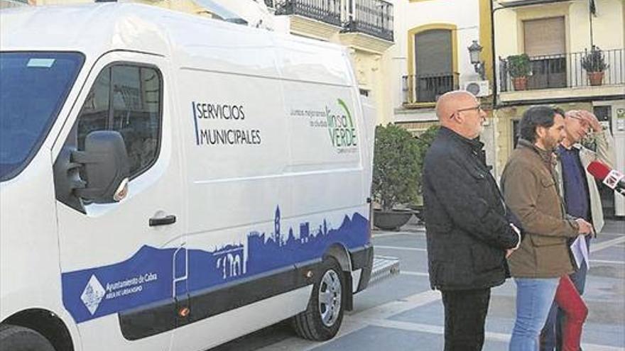 Nueva furgoneta para el servicio de electricidad