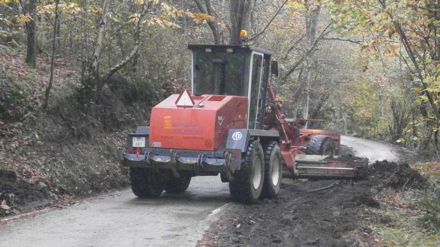 Las obras en la carretera de Purón, en marcha