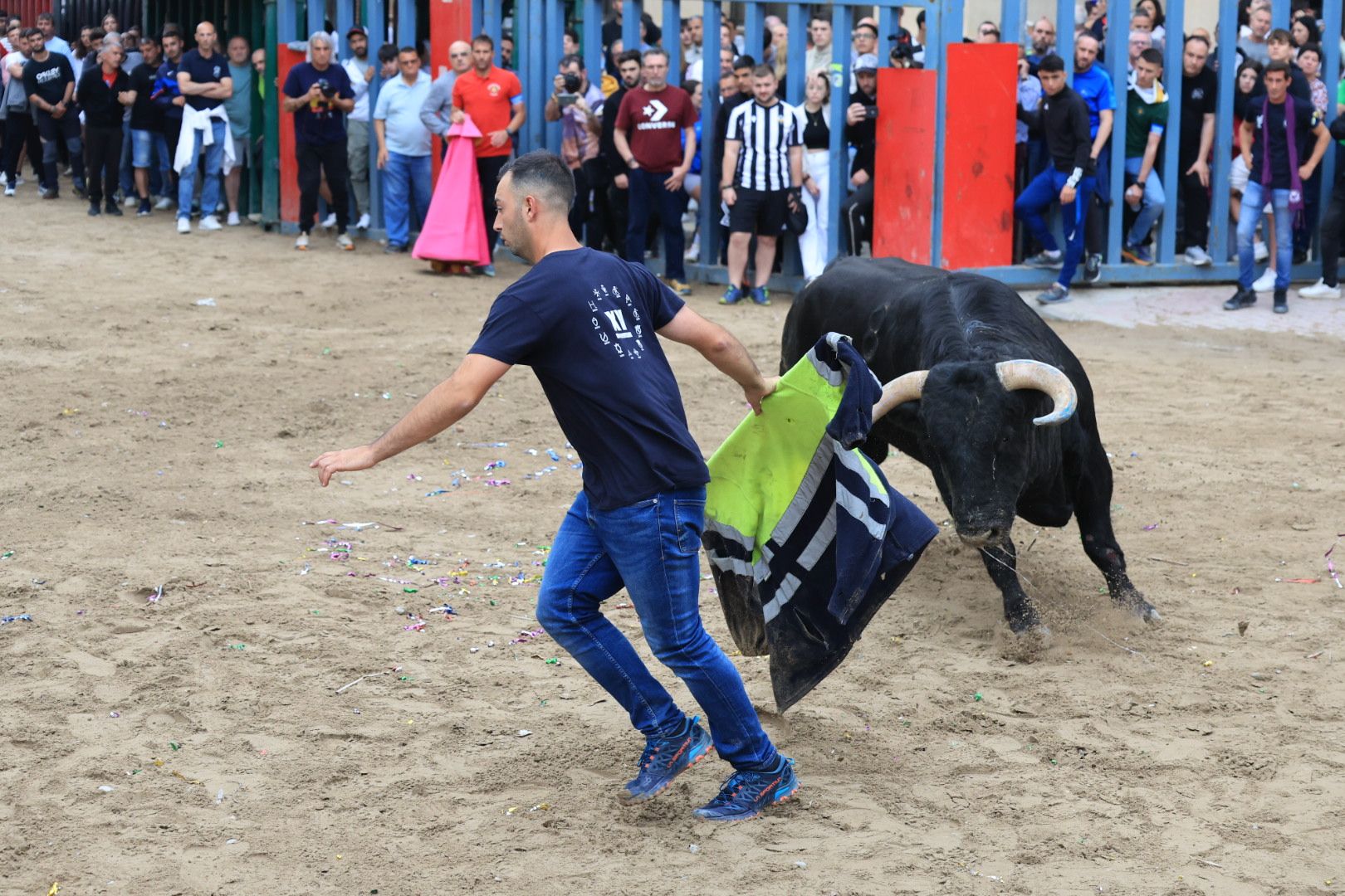 FOTOGALERÍA I Las imágenes de la segunda jornada taurina de las fiestas de Vila-real