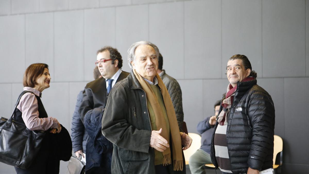 Óscar Fle, presidente de la Federación Aragonesa de fútbol, antes de una de sus declaraciones en el juzgado por este contencioso