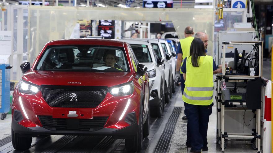 Stellantis Vigo fabricó menos de 200.000 coches hasta junio lastrada por la crisis de los chips