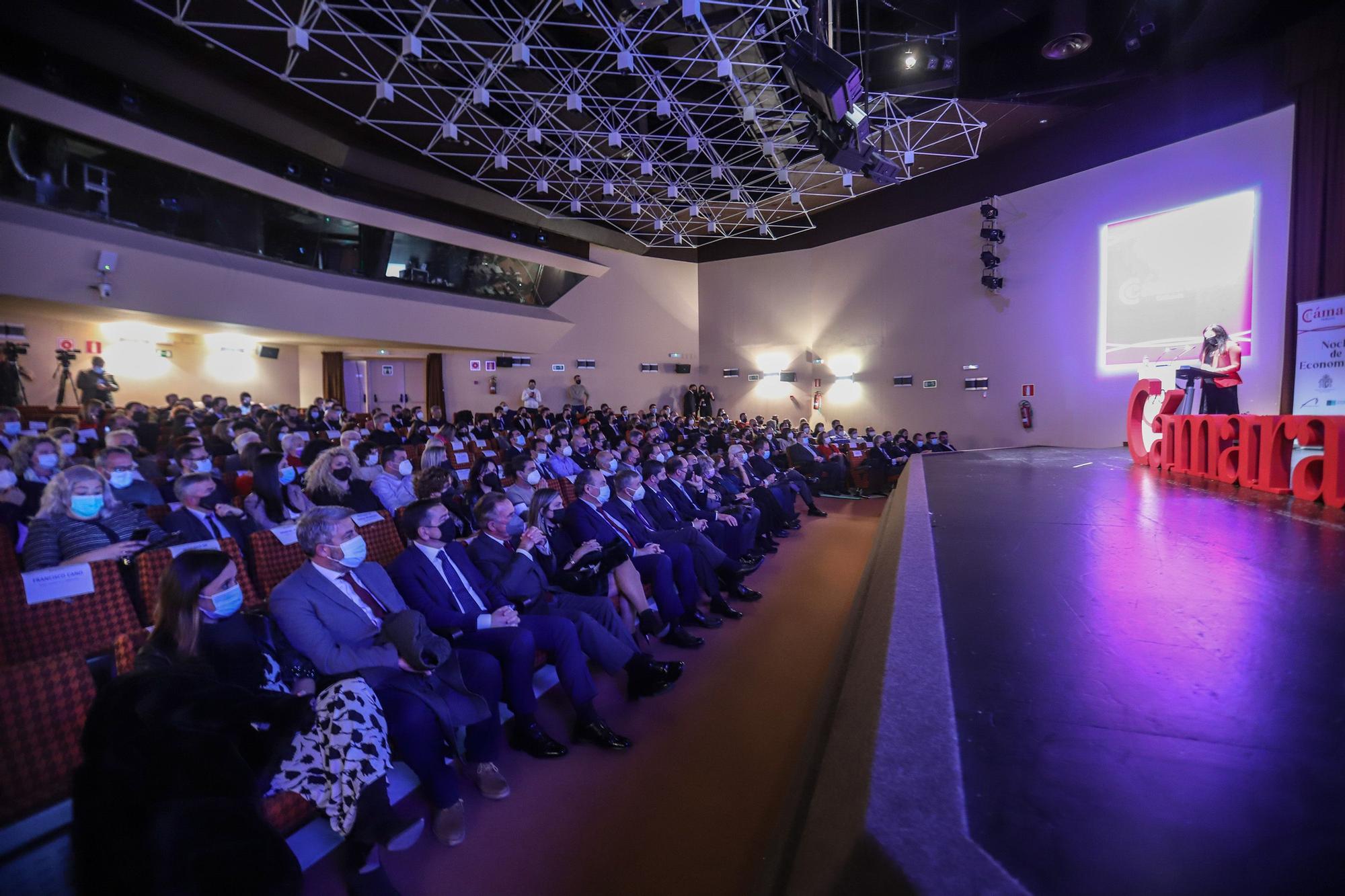 Segunda edición de la Noche de la Economía Oriolana en el auditorio de la CAM