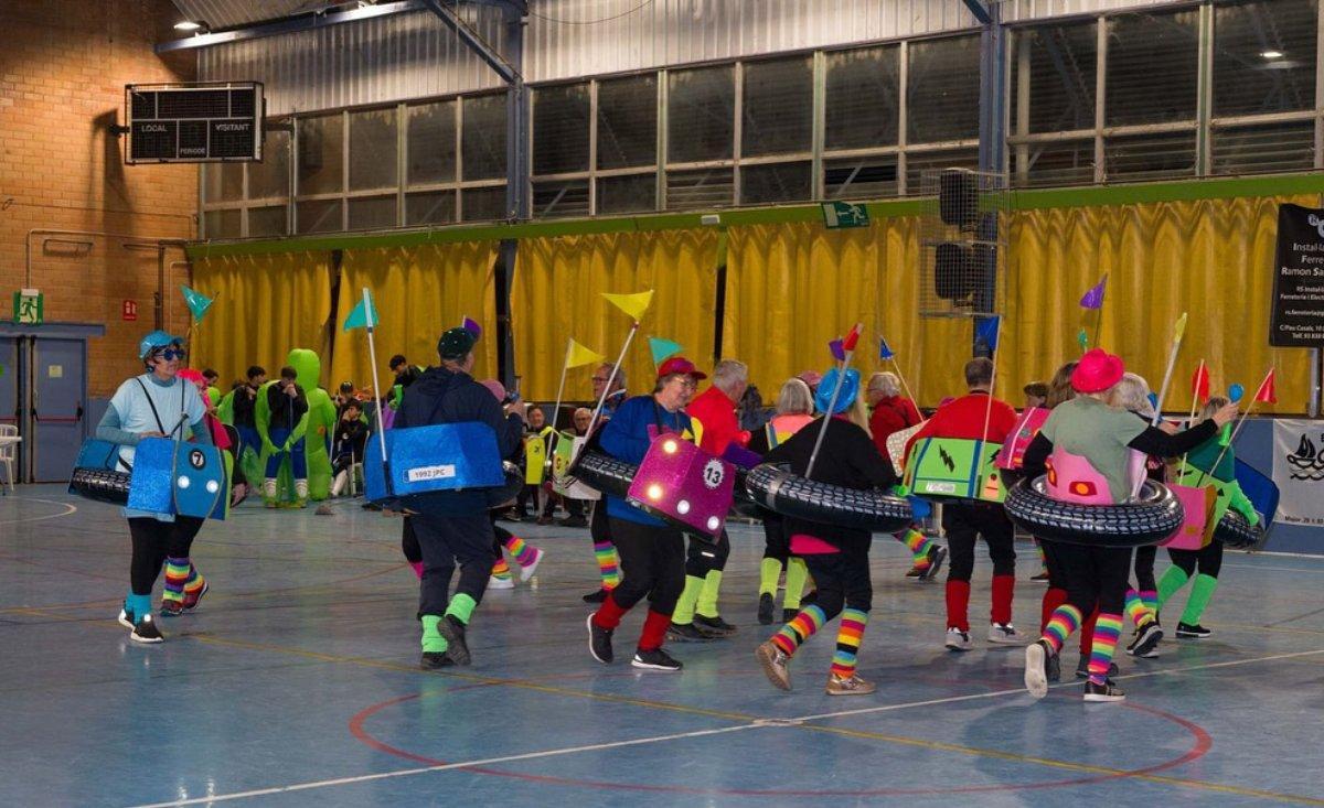 Les exhibicions del Carnestoltes de Puig-reig sortiran del pavelló si no plou