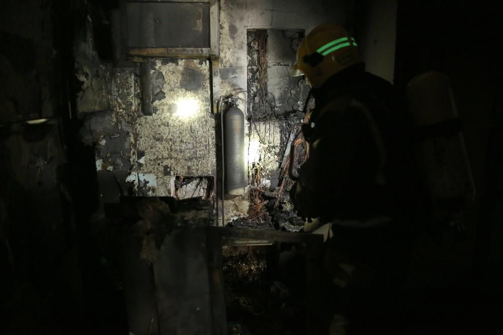 Incendio en una oficina en Santa Cruz de Tenerife